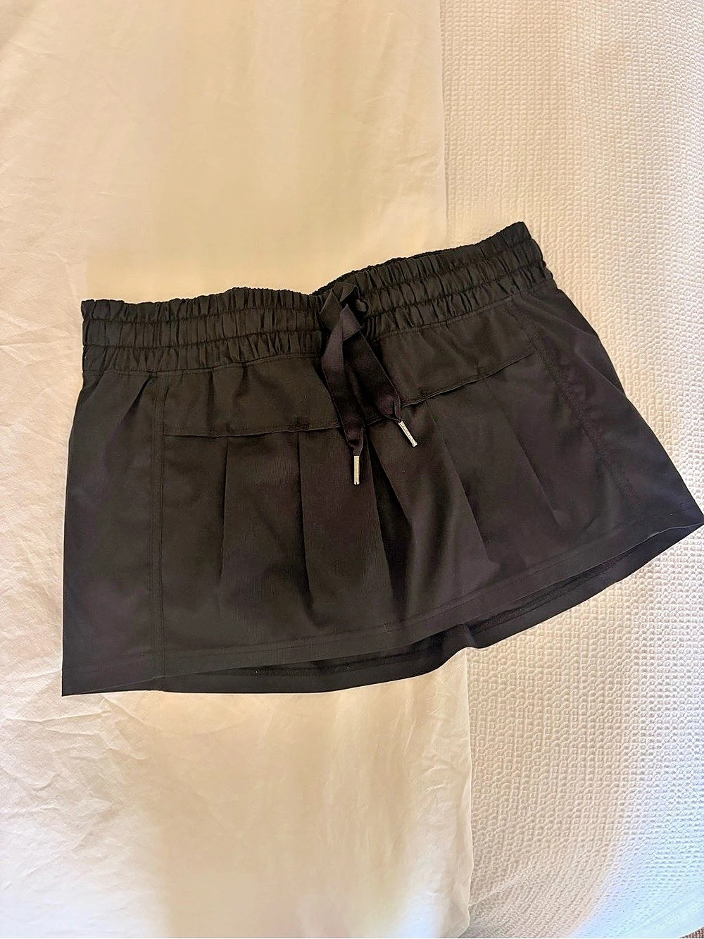 lululemon Women's tennis skirt size 8